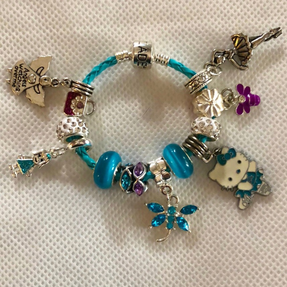Little Girls Kitty Charm Bracelet Size 6